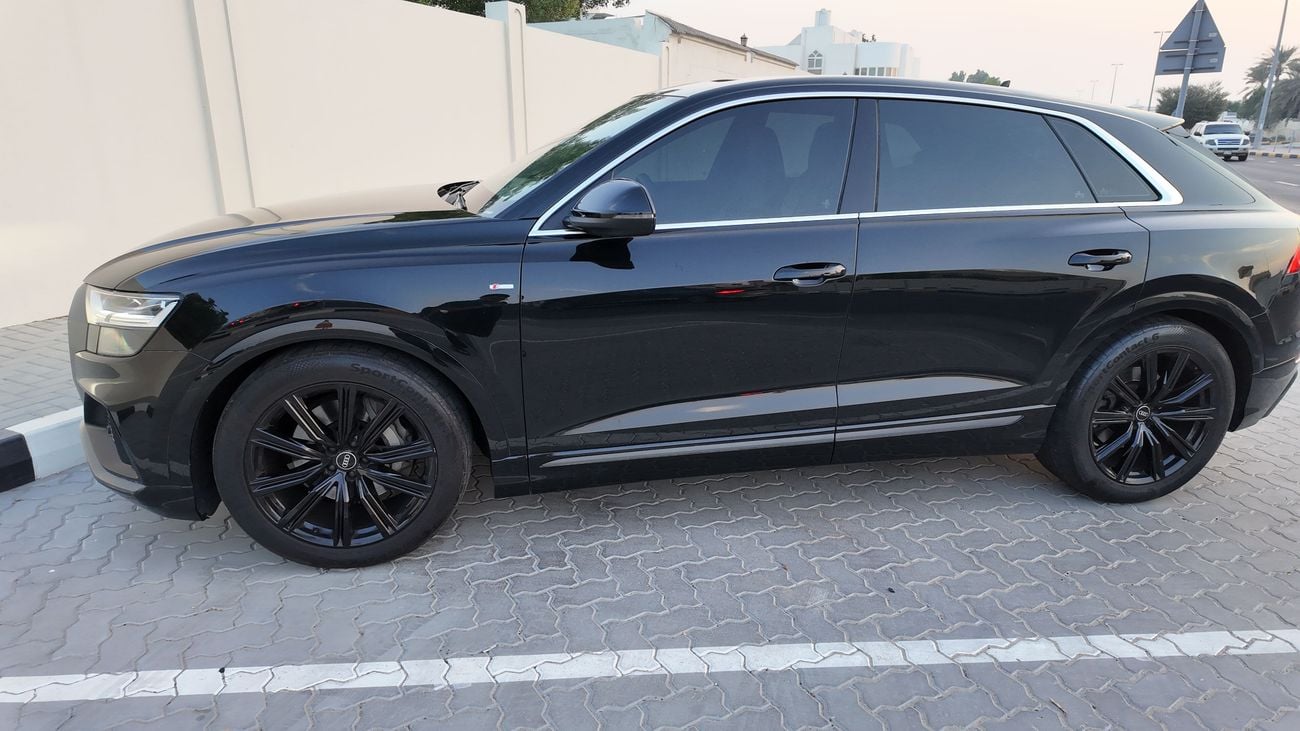 Audi Q8 55 TFSI S-LINE LUXURY