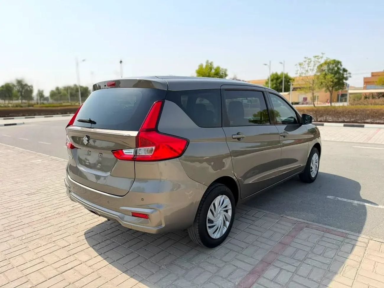 Suzuki Ertiga GL ‘ Downpayment Finance ’