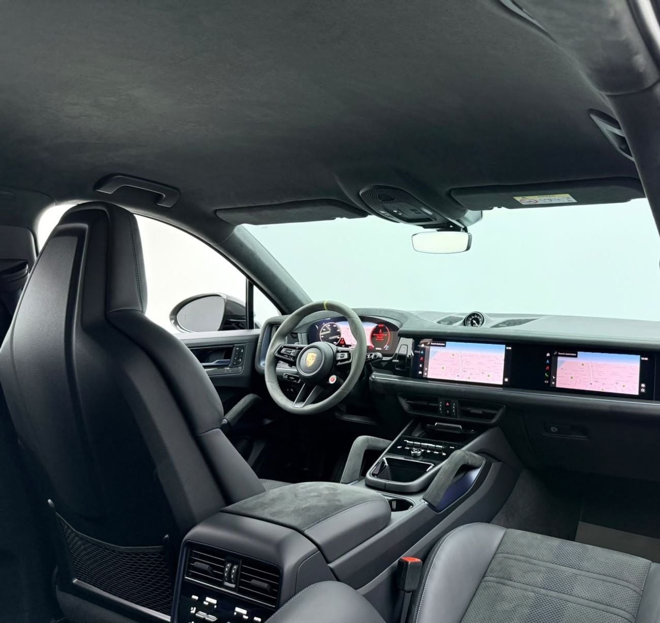 Porsche Cayenne TURBO GT 2024 Porsche Cayenne Turbo GT, Porsche Warranty + Full Porsche Service History, GCC Specs.