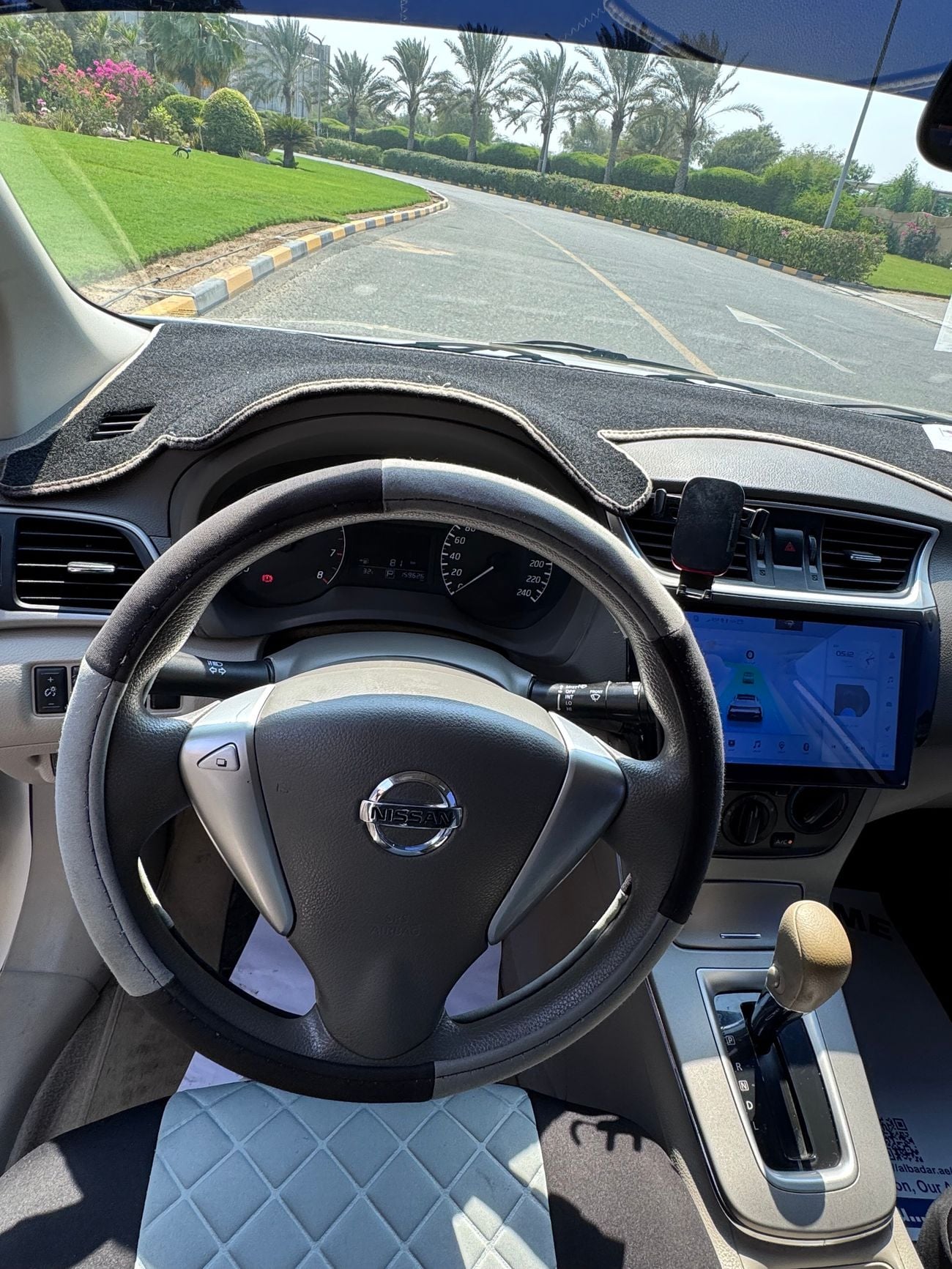 Nissan Tiida S