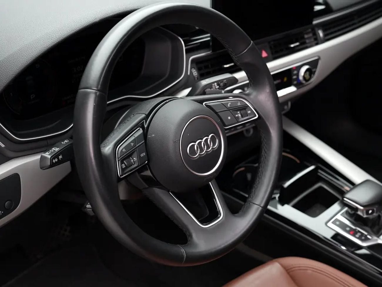 Audi A4 40 TFSI S-Line | GCC Specs | Low Mileage