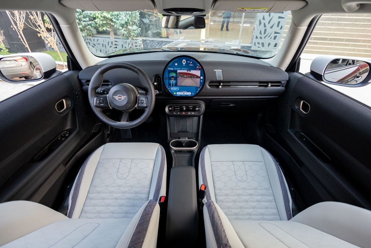 Mini Cooper (LOW MILEAGE) 2026 GCC | Agency Warranty | Service Contract