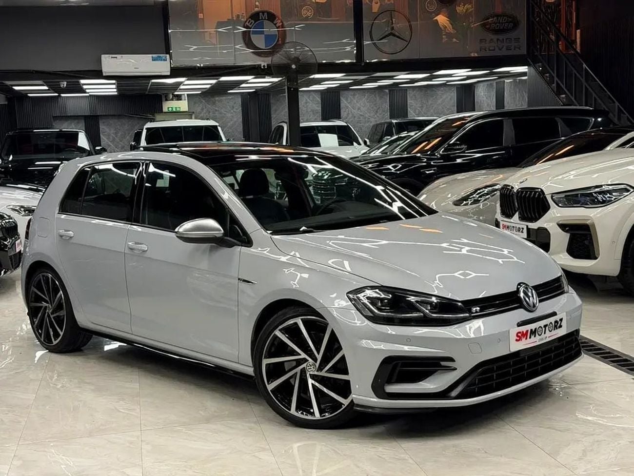 Volkswagen Golf R SEL