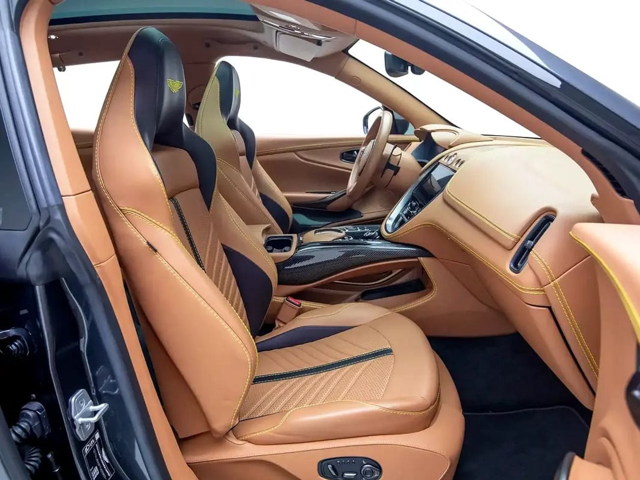 Aston Martin Dbx707 DBX707 | GCC | Full Service History and Dealer Warranty