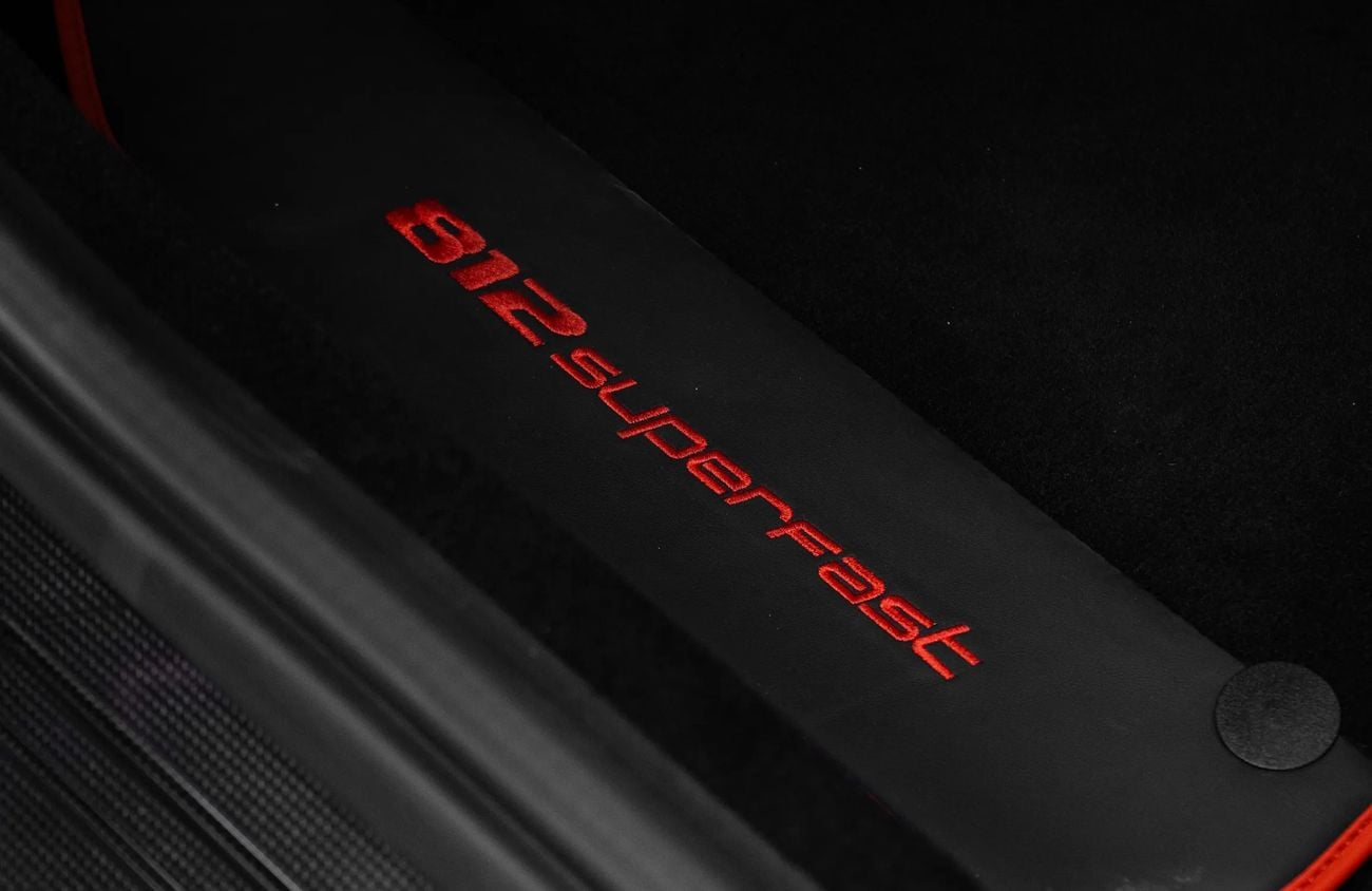 فيراري 812 GTS 6.5L V-12 Engine