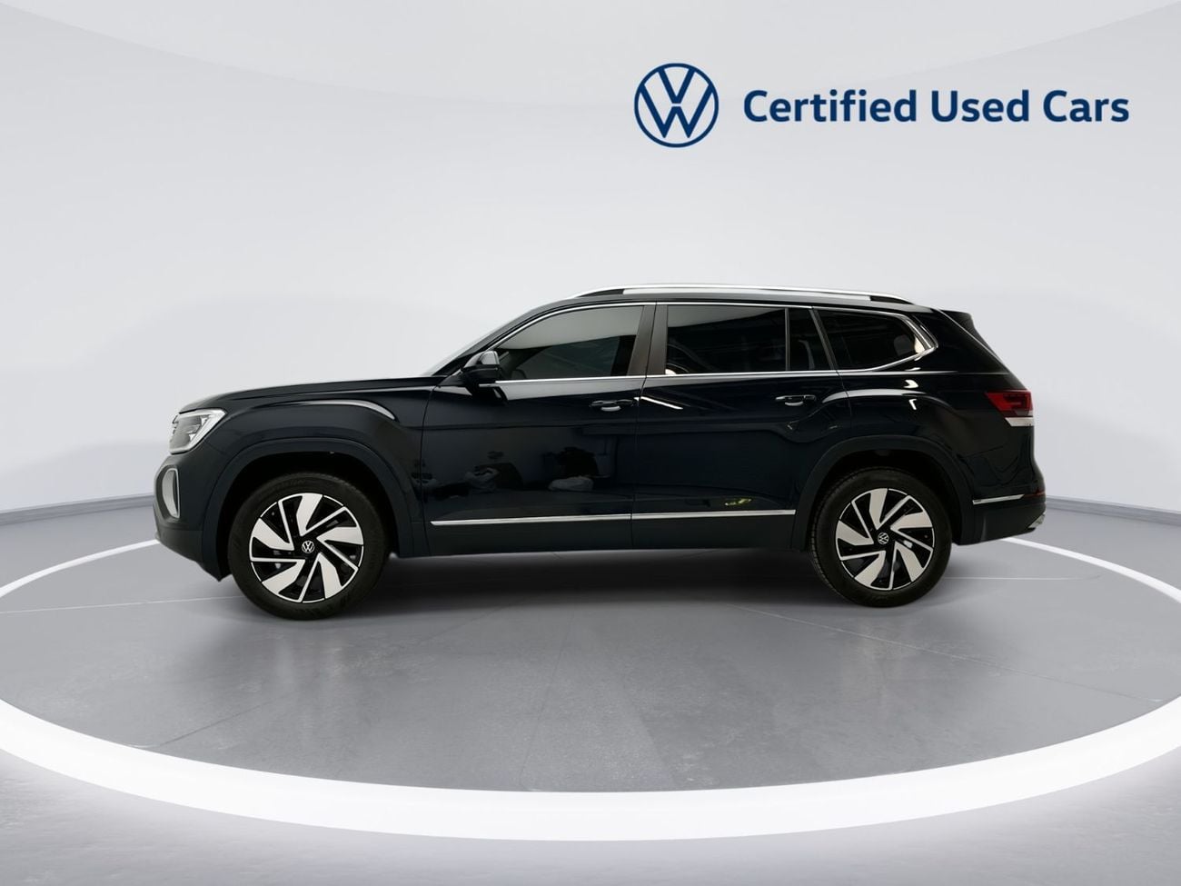 فولكس واجن تيرامونت COMFORTLINE 2.0L Panoramic Sunroof | 12" Infotainment | Digital Cockpit Pro | Keyless
