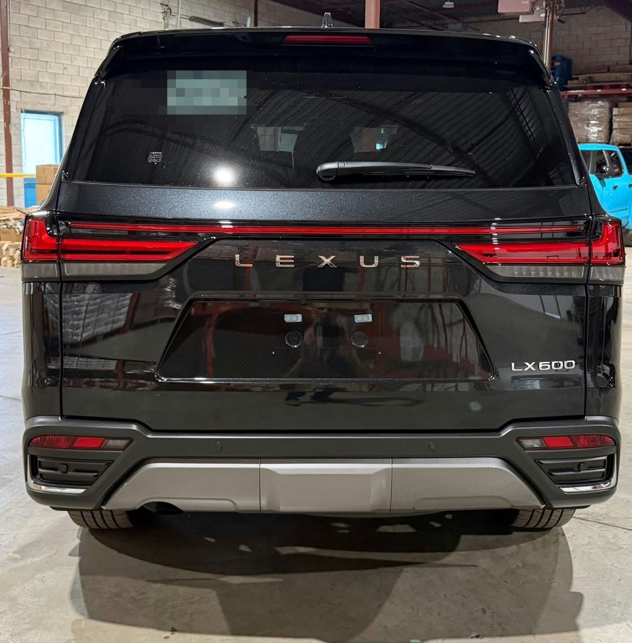 Lexus LX600 Luxury 7-Seater