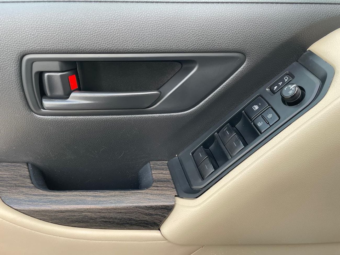 Toyota Land Cruiser GXR