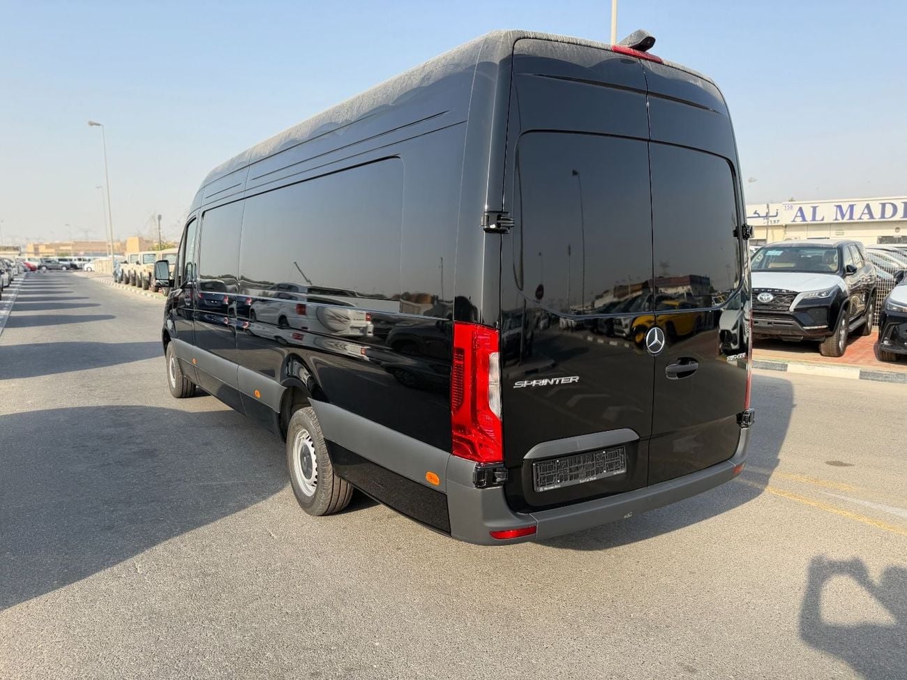 Mercedes Benz Sprinter EXTRA LONG