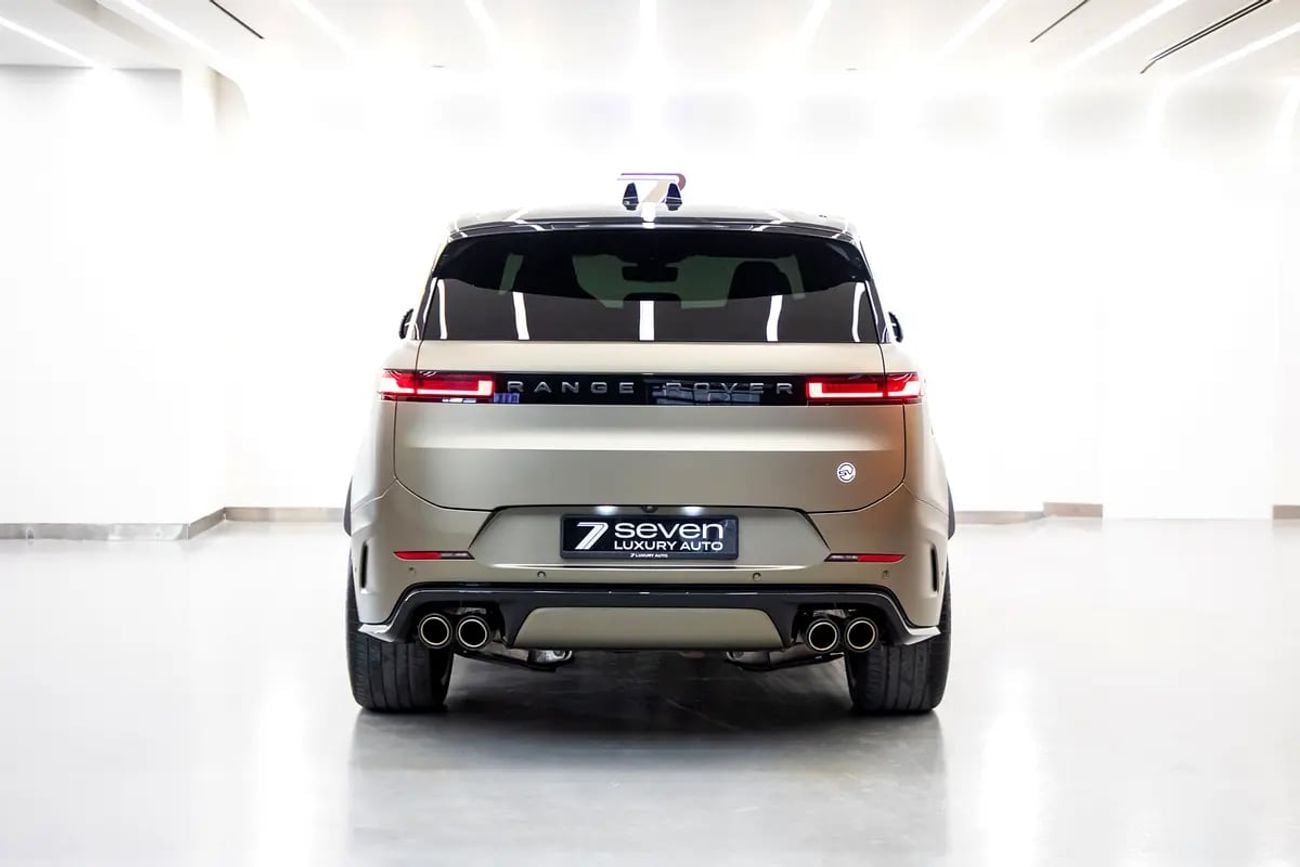 لاند روفر رينج روفر سبورت RANGE ROVER SPORTS SV FULL CARBON INTERIOR AND EXTERIOR WITH HIGH OPTIONS