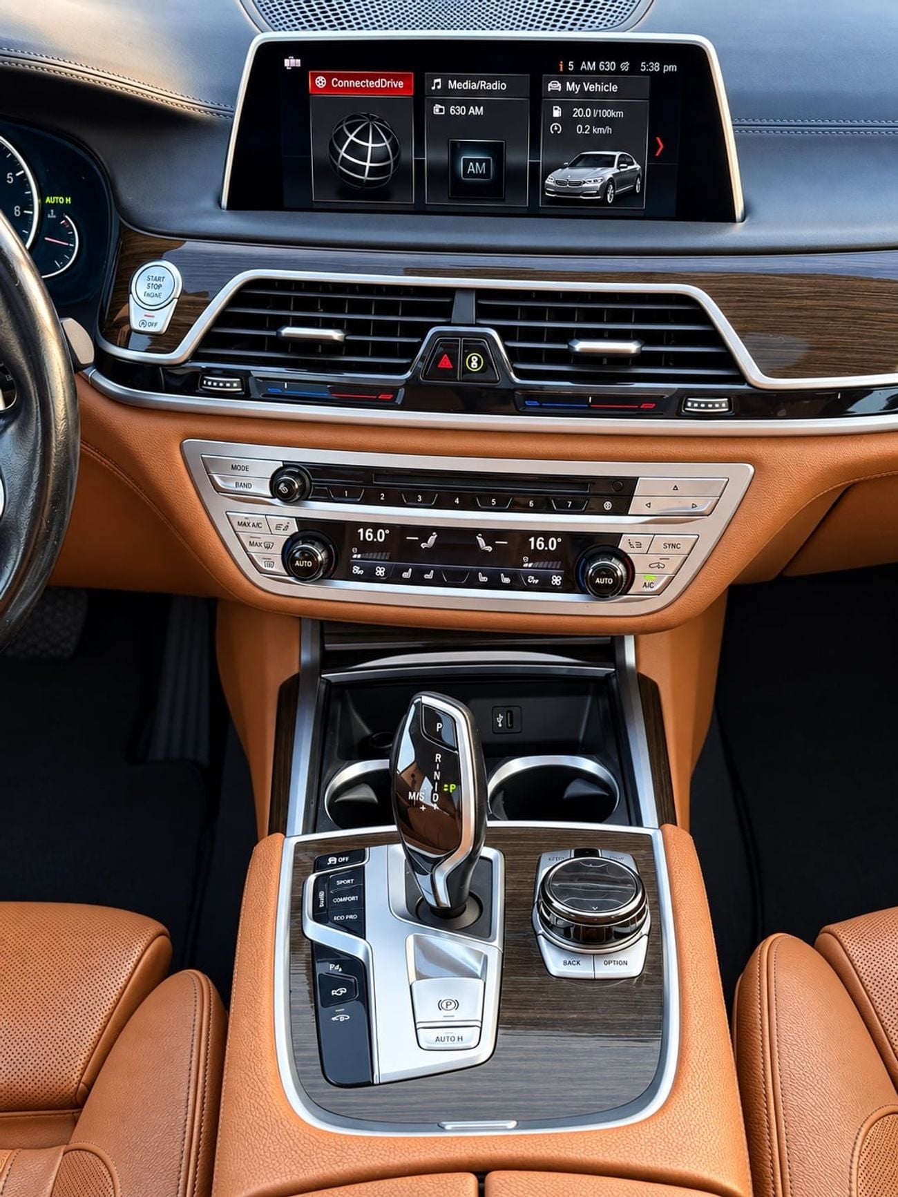 BMW 740Li PURE EXCELLENCE