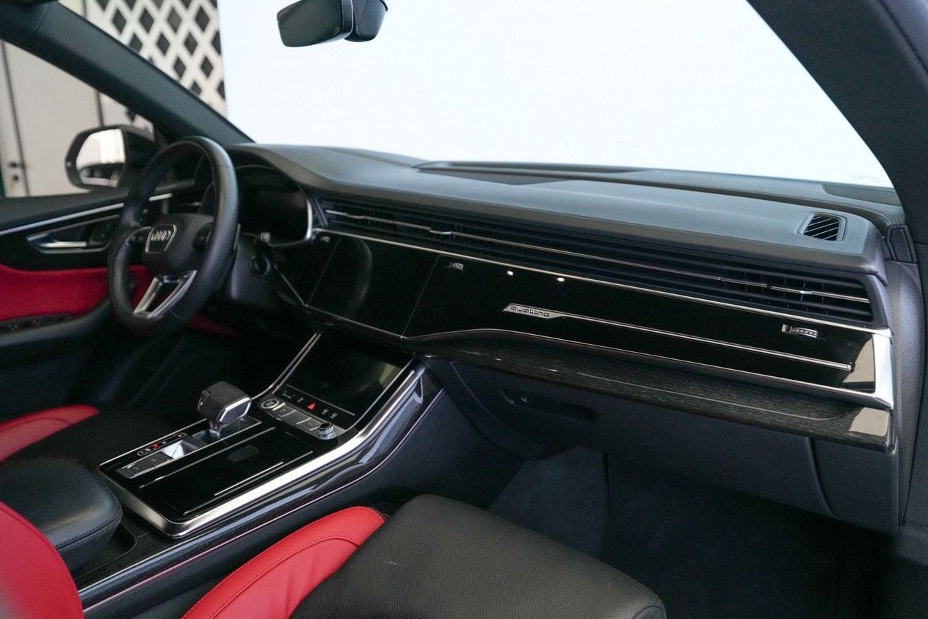 Audi Q8 55 TFSI S-LINE LUXURY