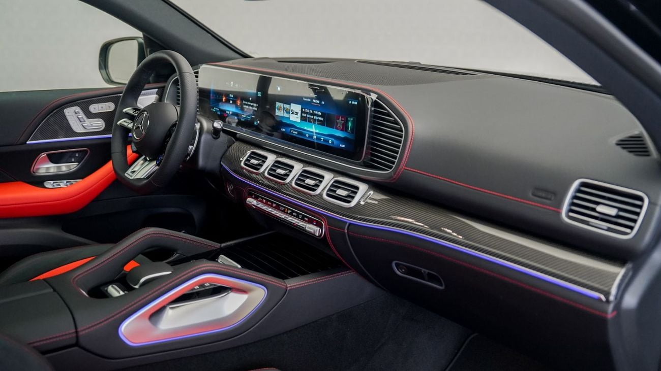 Mercedes Benz GLE53 AMG Premium 4MATIC+ | Mercedes-Benz EMC Active Warranty 2031 | GCC Specs