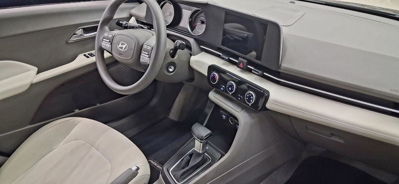 Hyundai Accent SMART GCC NO ACCIDENTS