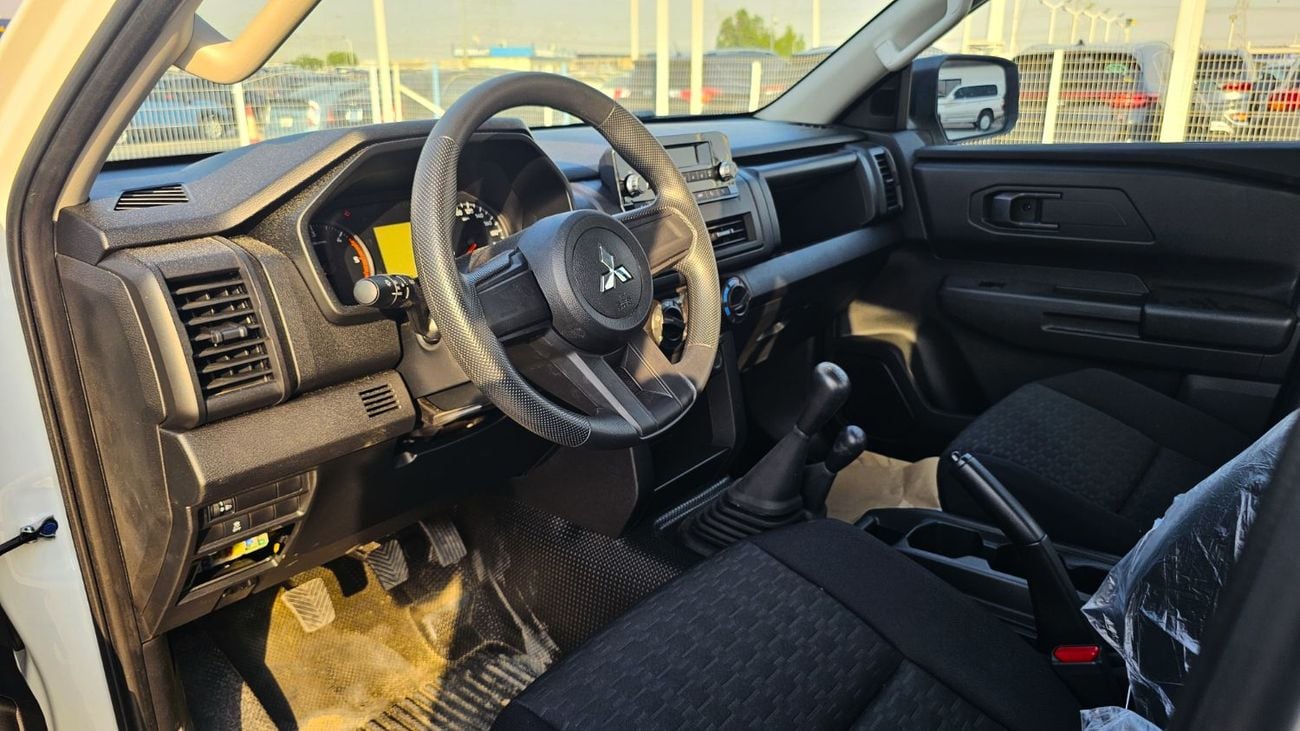 Mitsubishi L200 GL MITSUBISHI L200 2.4L DIESEL DCABIN 4X4 GL 2027 EXPORT ONLY