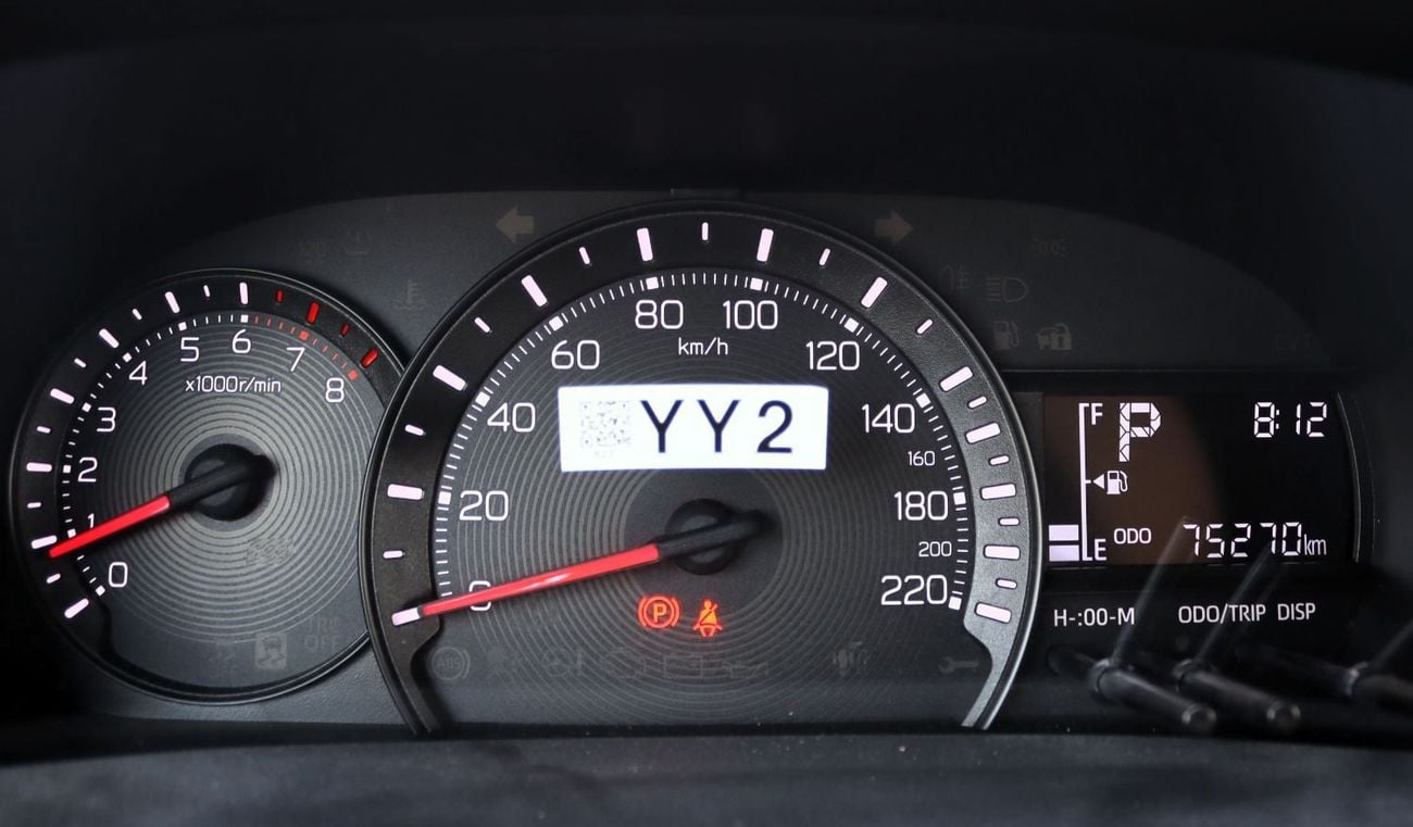 Toyota Yaris E ACCIDENTS FREE - GCC - ORIGINAL PAINT - PERFECT CONDITION INSIDE OUT