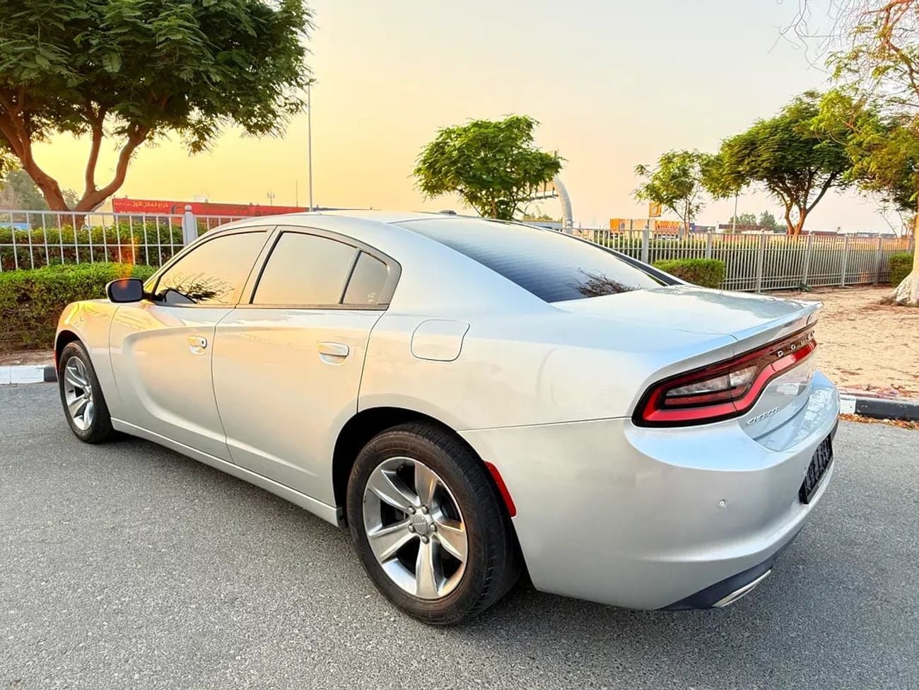 Dodge Charger SXT GCC! Perfect condition! Recently serviced!
