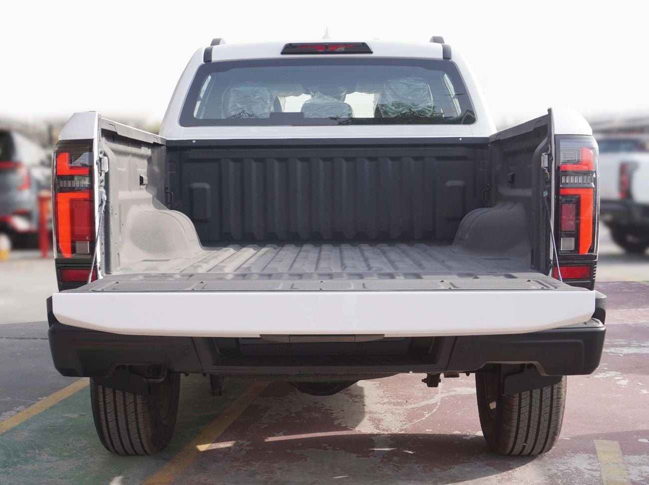 Rely R8 2.3L Turbo Diesel 2WD M/T