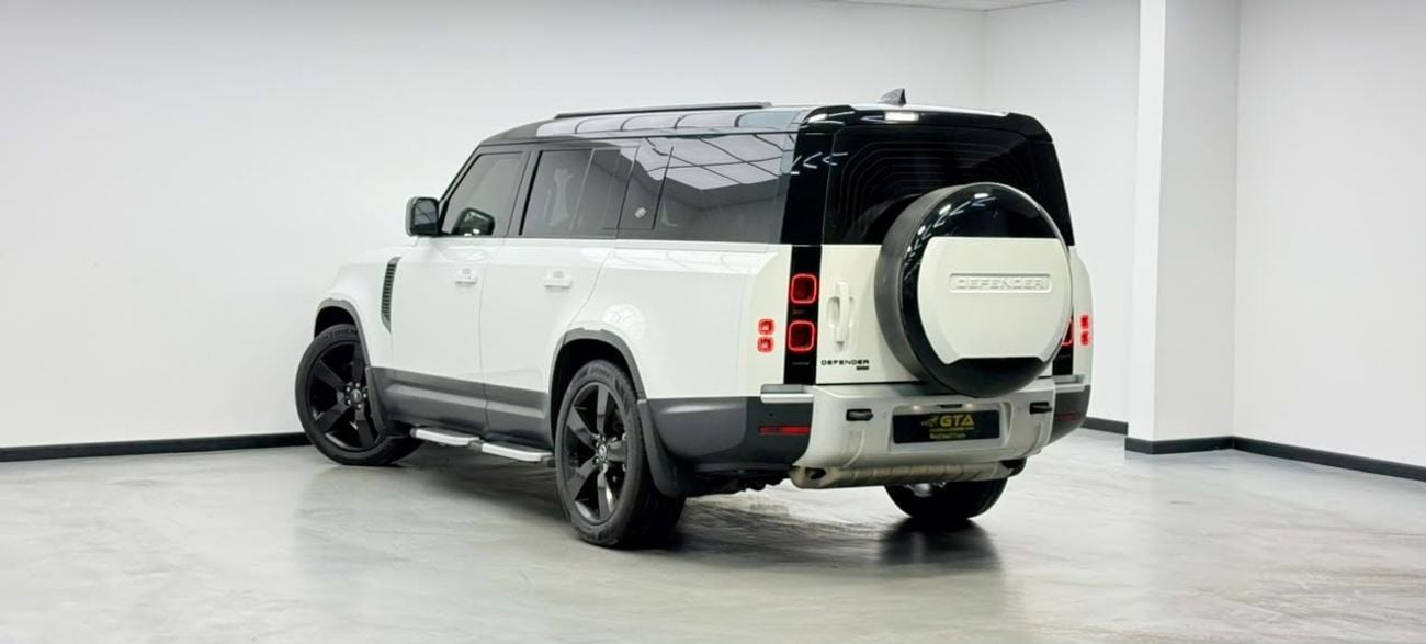 Land Rover Defender 130 HSE P400 2023 Land Rover Defender 130 P400 HSE, Warranty, Service History, GCC Specs.