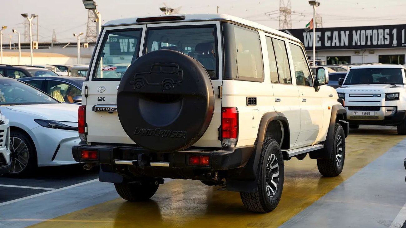 Toyota Land Cruiser 70 LC76 LX 4.0L A/T GCC Specs SAUDI