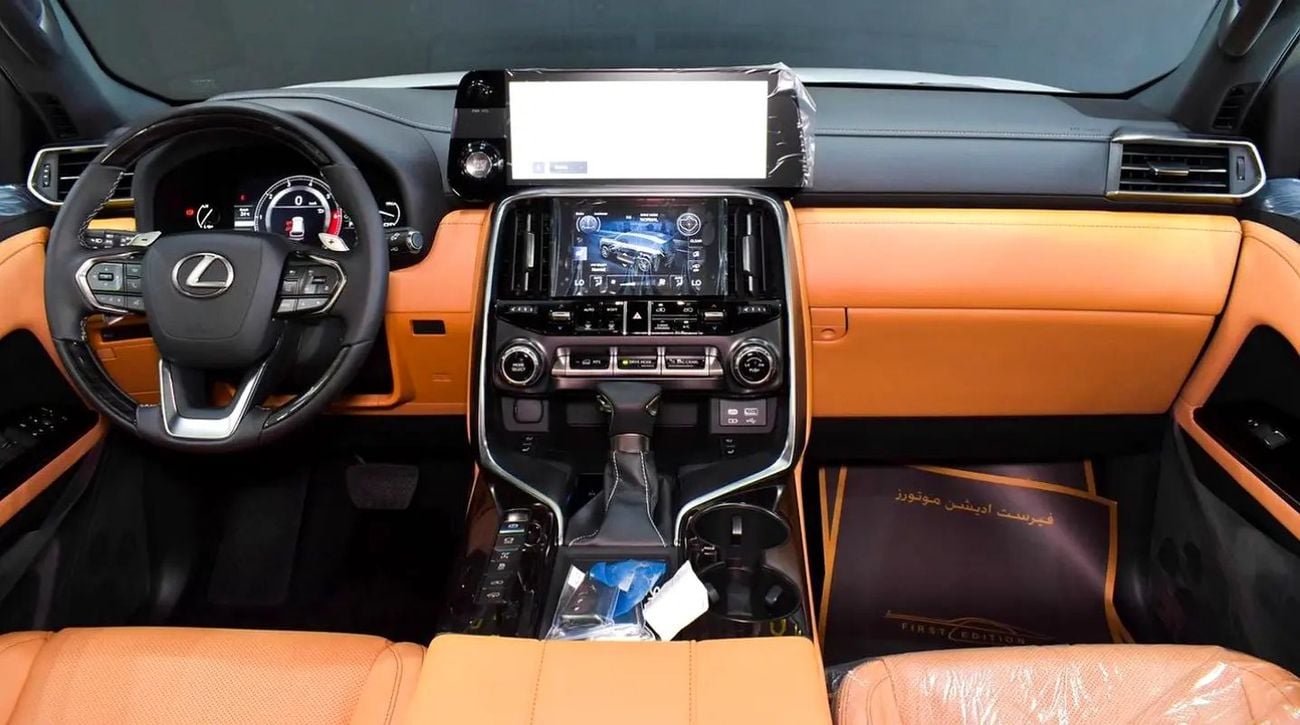 Lexus LX600 PRESTIGE | GCC Specs | km l AlFuttaim Warranty