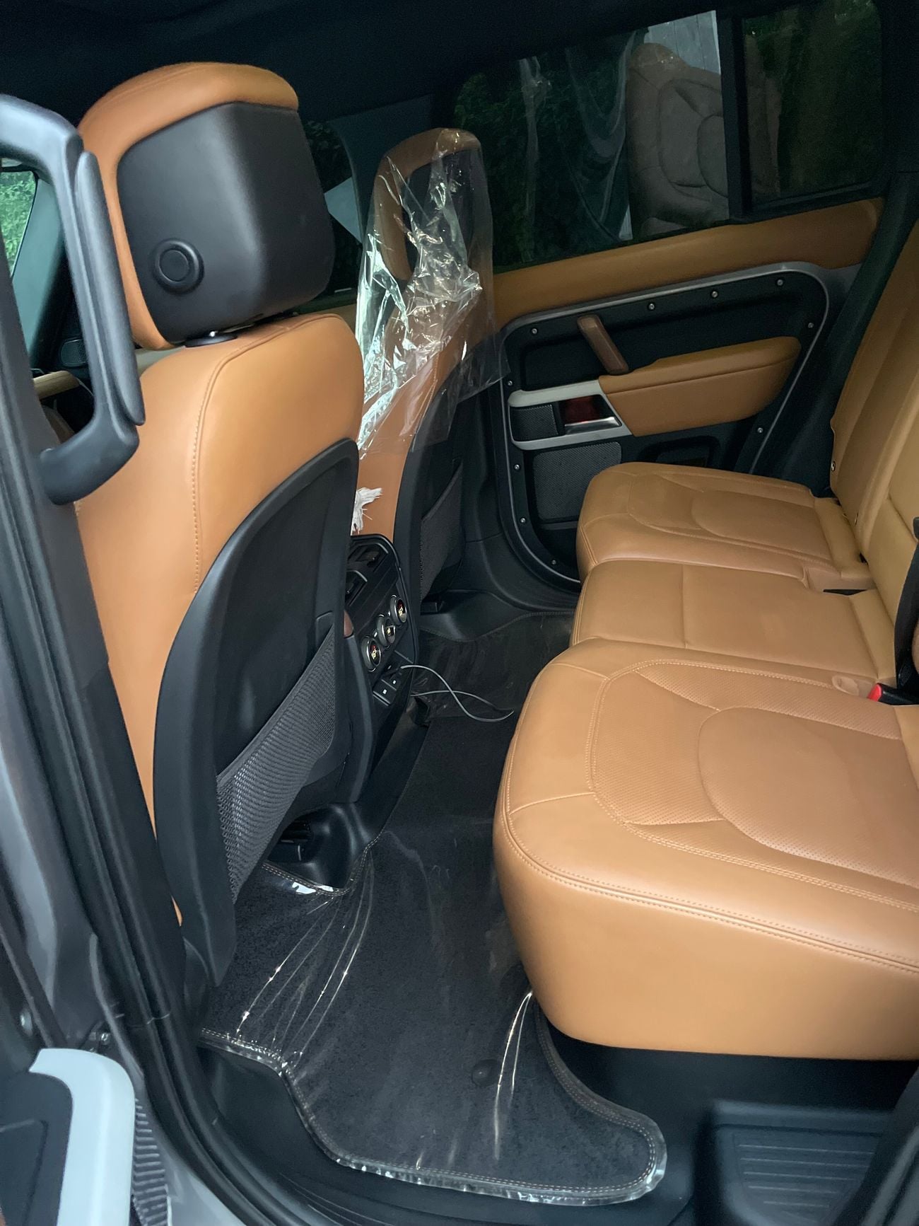 Land Rover Defender p400 x dynamic