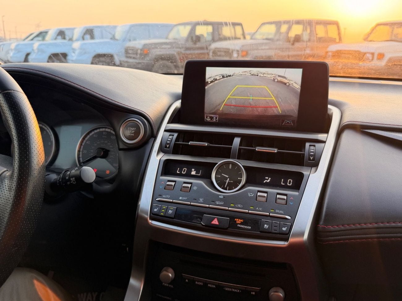 لكزس NX 300 إف سبورت لكزس NX300 F-SPORT 4x4 موديل 2019، كاملة المواصفات، مستوردة من الولايات المتحدة الأمريكية