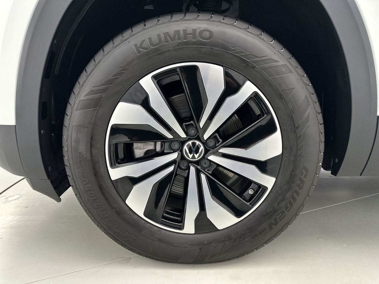 Volkswagen Teramont COMFORTLINE Teramont Trendline 2.0L | 7 Seats | Remote Start | Keyless Access | Front Assist