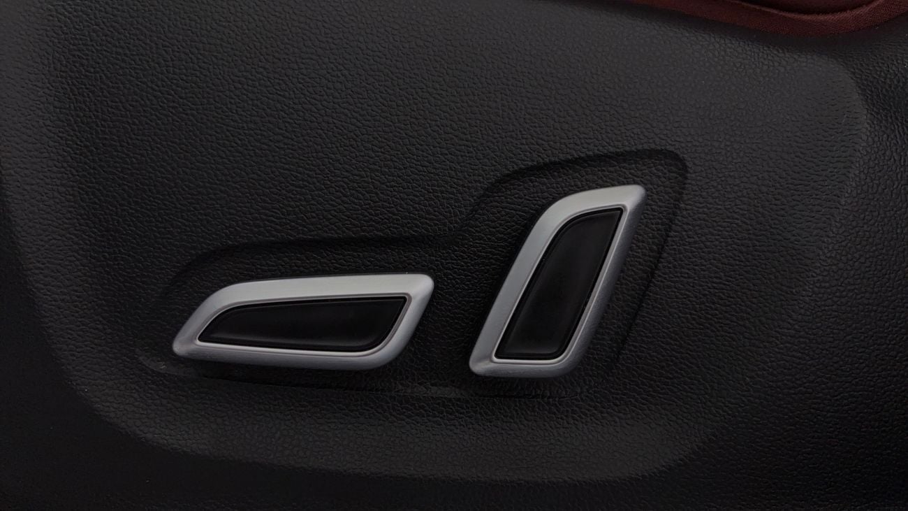 أم جي RX8 لاكجوري كارس24 هي سوق ضخم للسيارات المستعملة موثوق ومضمون ٪كارس24 هي سوق ضخم للسيارات المستعملة موثوق ومضمون