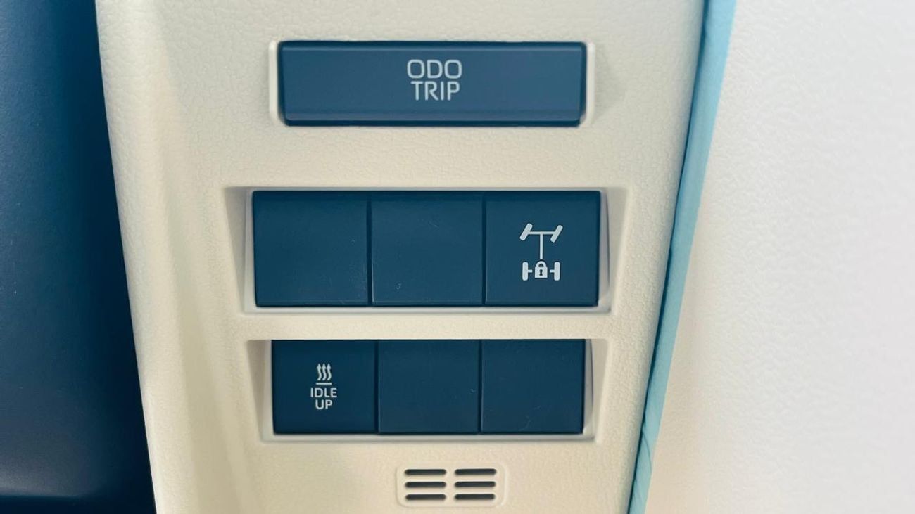 Toyota Land Cruiser GXR