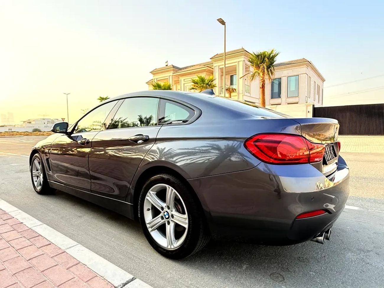 بي أم دبليو 420i M SPORT 420i GCC Specs in Excellent Condition