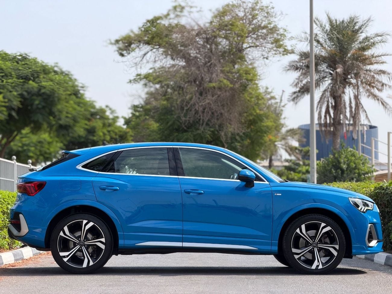 Audi Q3 40 TFSI S-LINE Audi Q3 2020 Gcc Sline perfect color