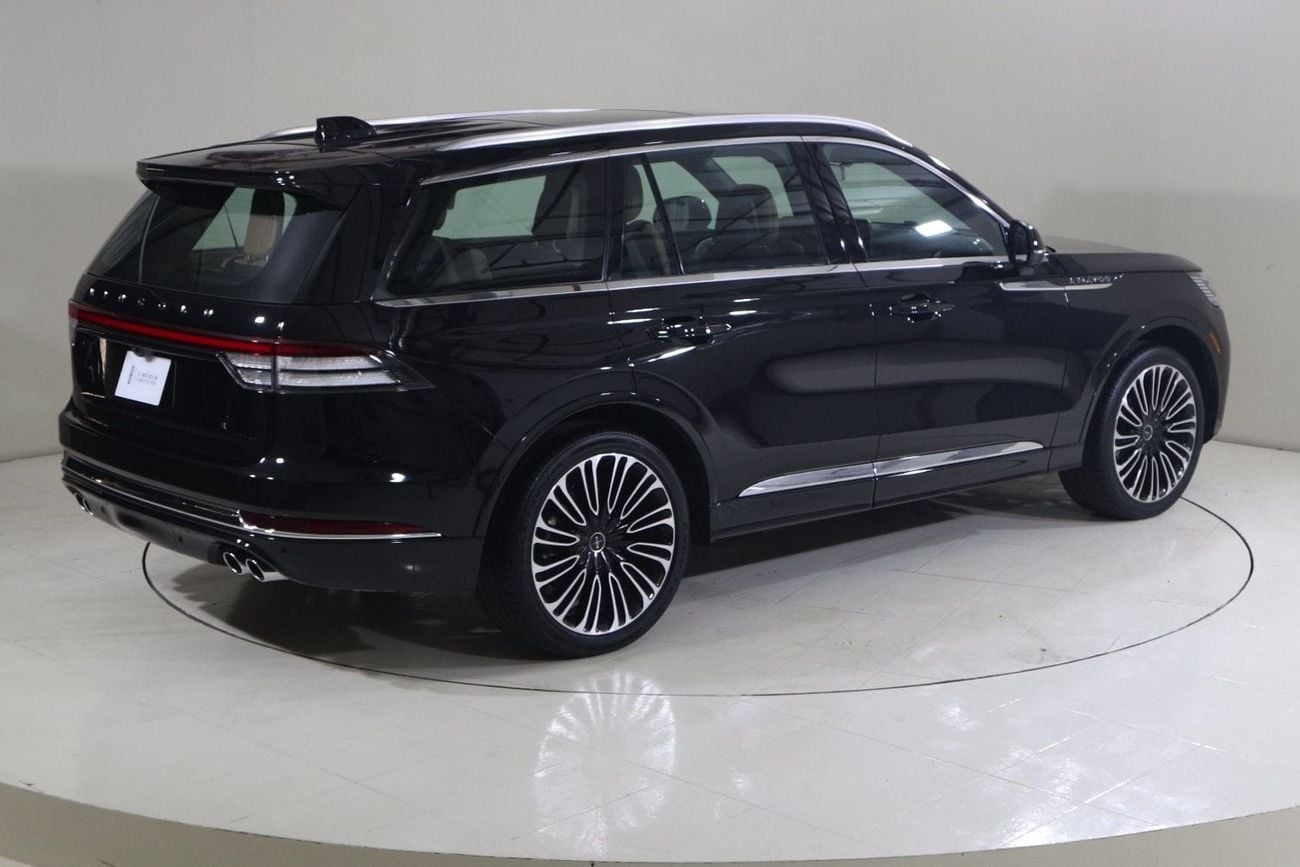 لينكولن أفياتور PRESIDENTIAL AVI925W / AL TAYER MOTORS/ AL QOUZ SHOWROOM
