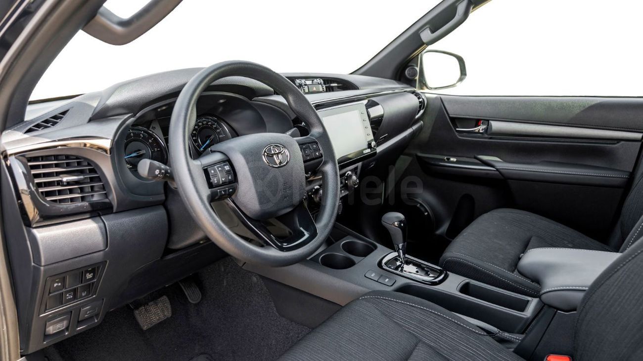 Toyota Hilux TOYOTA HILUX DC | 2-YEAR WARRANTY + SERVICE AVAILABLE | IN-HOUSE FINANCING | 0% DOWNPAYMEN