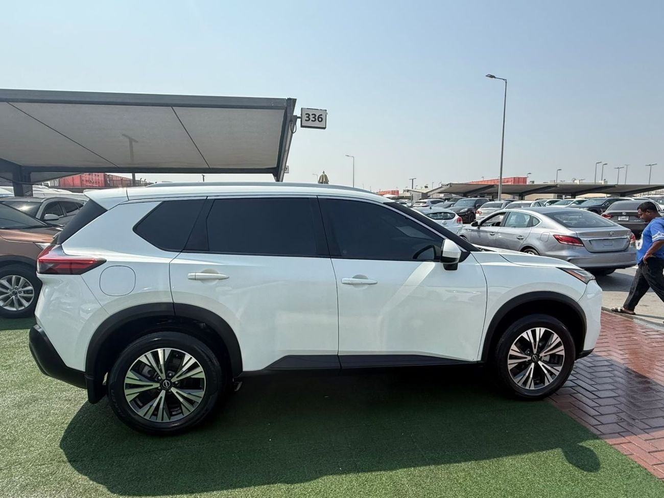 Nissan Rogue PLATINUM Full - panoramic view - 360 camera