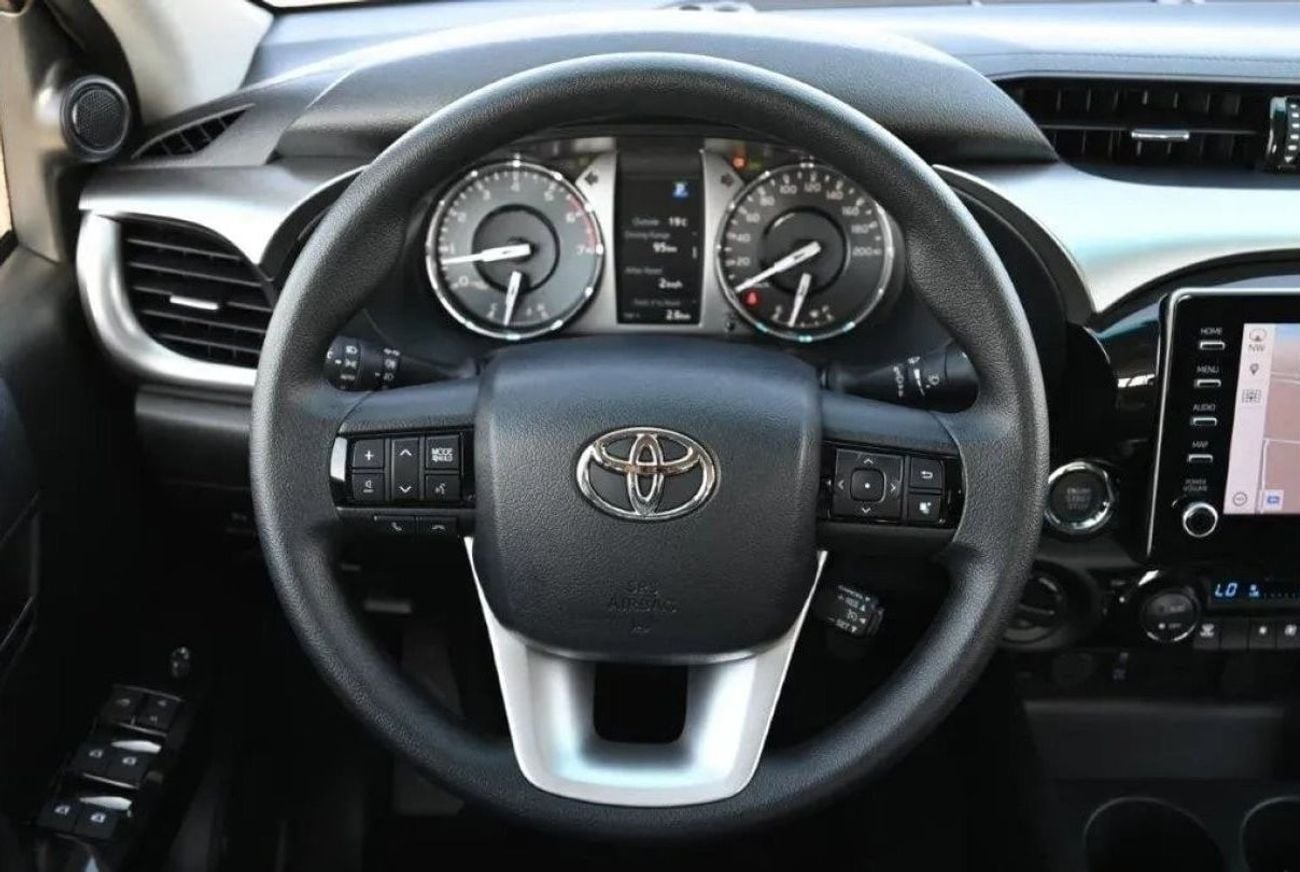 تويوتا هيلوكس TRD 4.0L PETROL