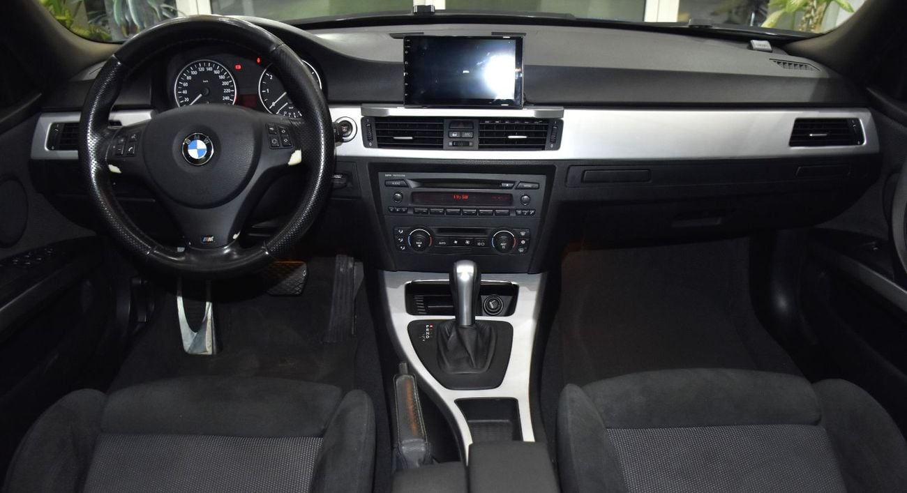 BMW 325i STANDARD EXCELLENT DEAL for our BMW 325i ( 2006 Model ) in Blue Color Japanese Specs