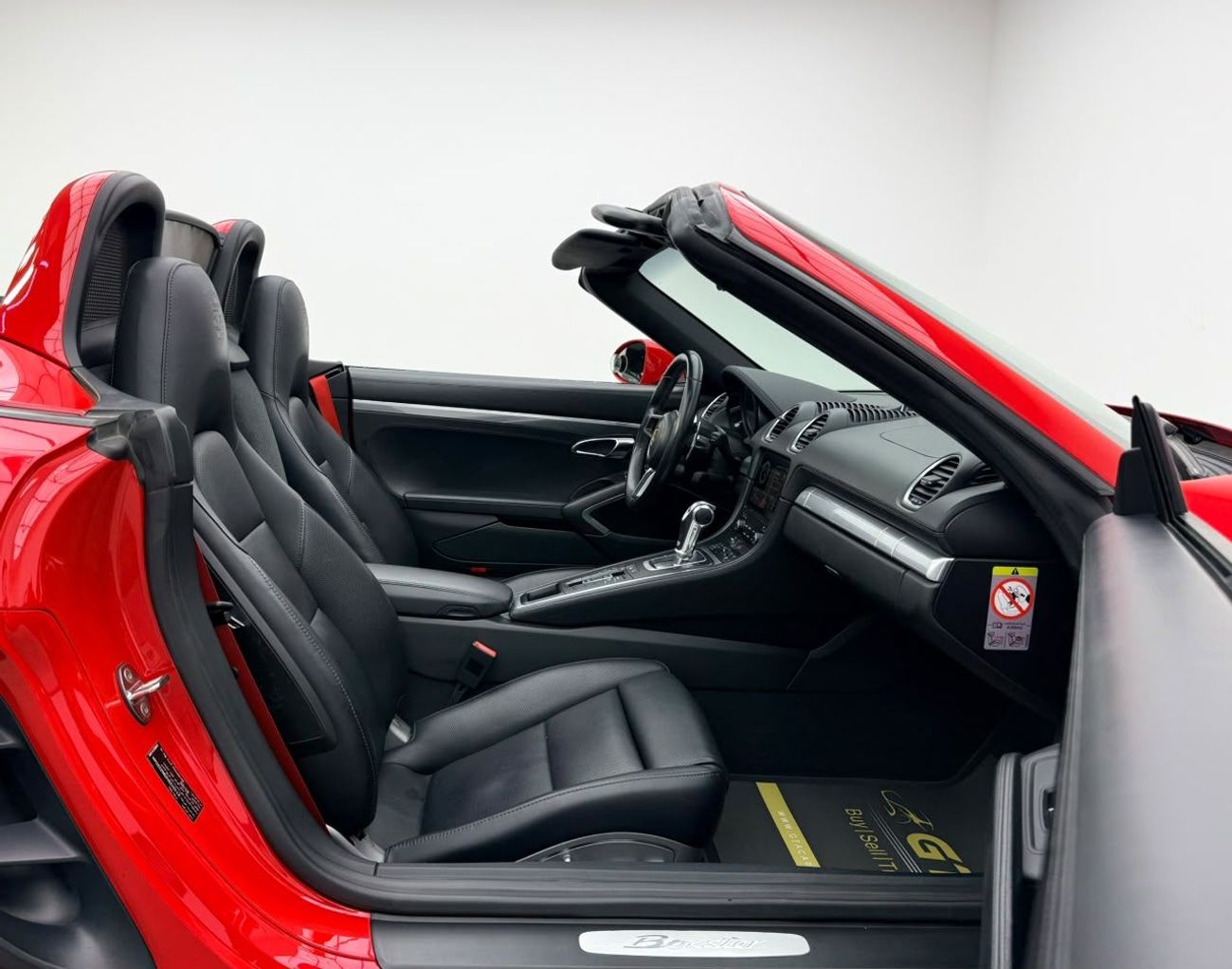 Porsche 718 Boxster 2017 Porsche 718 Boxster ,Porsche Warranty + Full Service History ,Excellent Condition, GCC