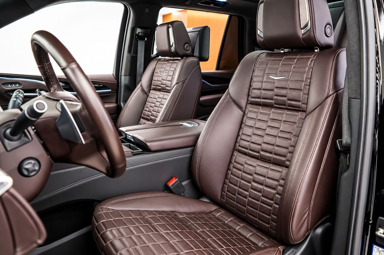 كاديلاك إسكالاد V SERIES مواصفات دول مجلس التعاون الخليجي، محرك V8 فائق الشحن، ضمان وخدمة فعالان