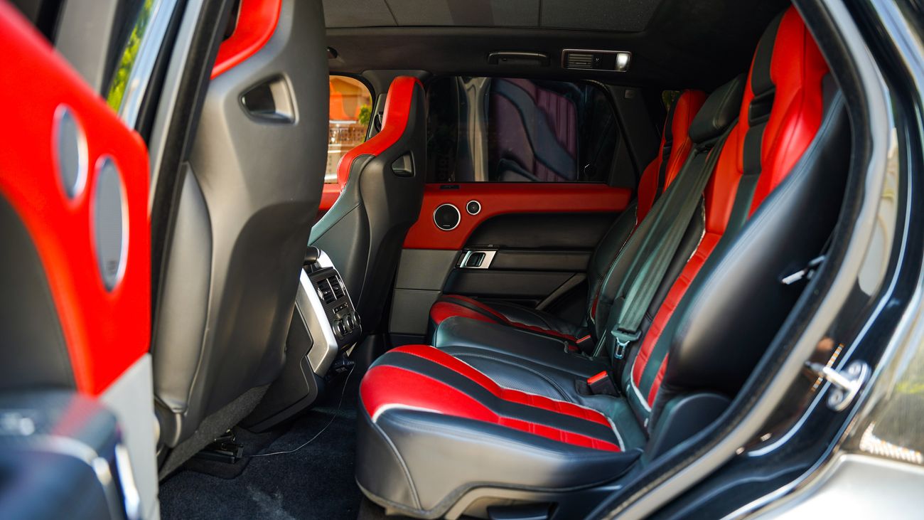Land Rover Range Rover Sport SVR