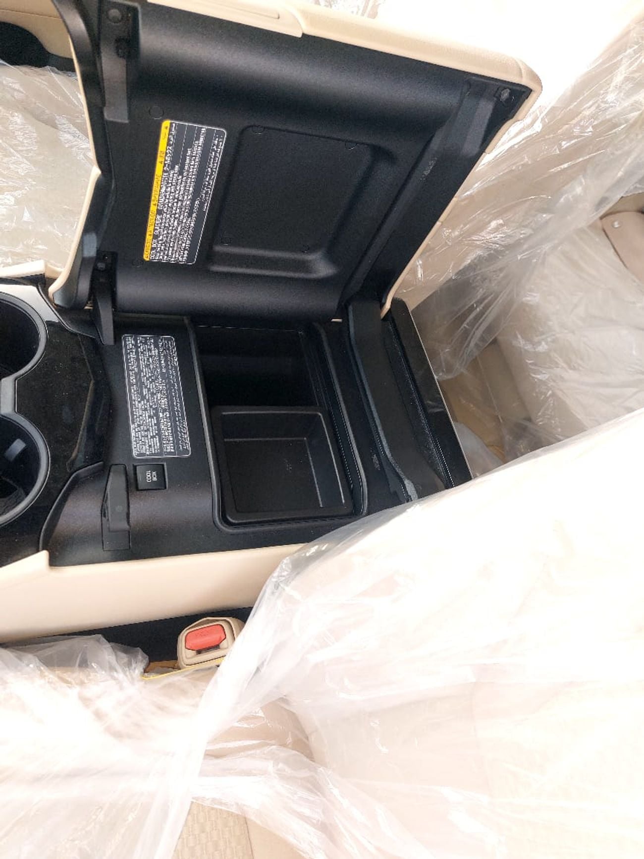 تويوتا لاند كروزر GXR Toyota landcruise 2024Model 4.5L v8 Diesel engine Colour White push start Transmission Automatic