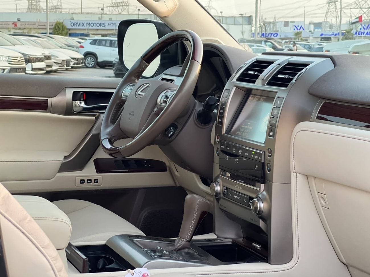 Lexus GX460 2018 Lexus GX460 Full Option 4.6L V8 - Sunroof - Rear Camera & Sensor - Leather Seat - AWD 4x4