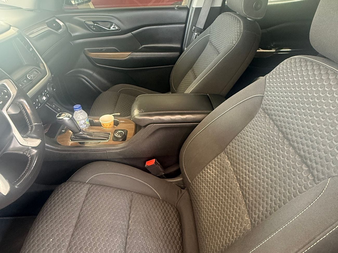 GMC Acadia SLE2