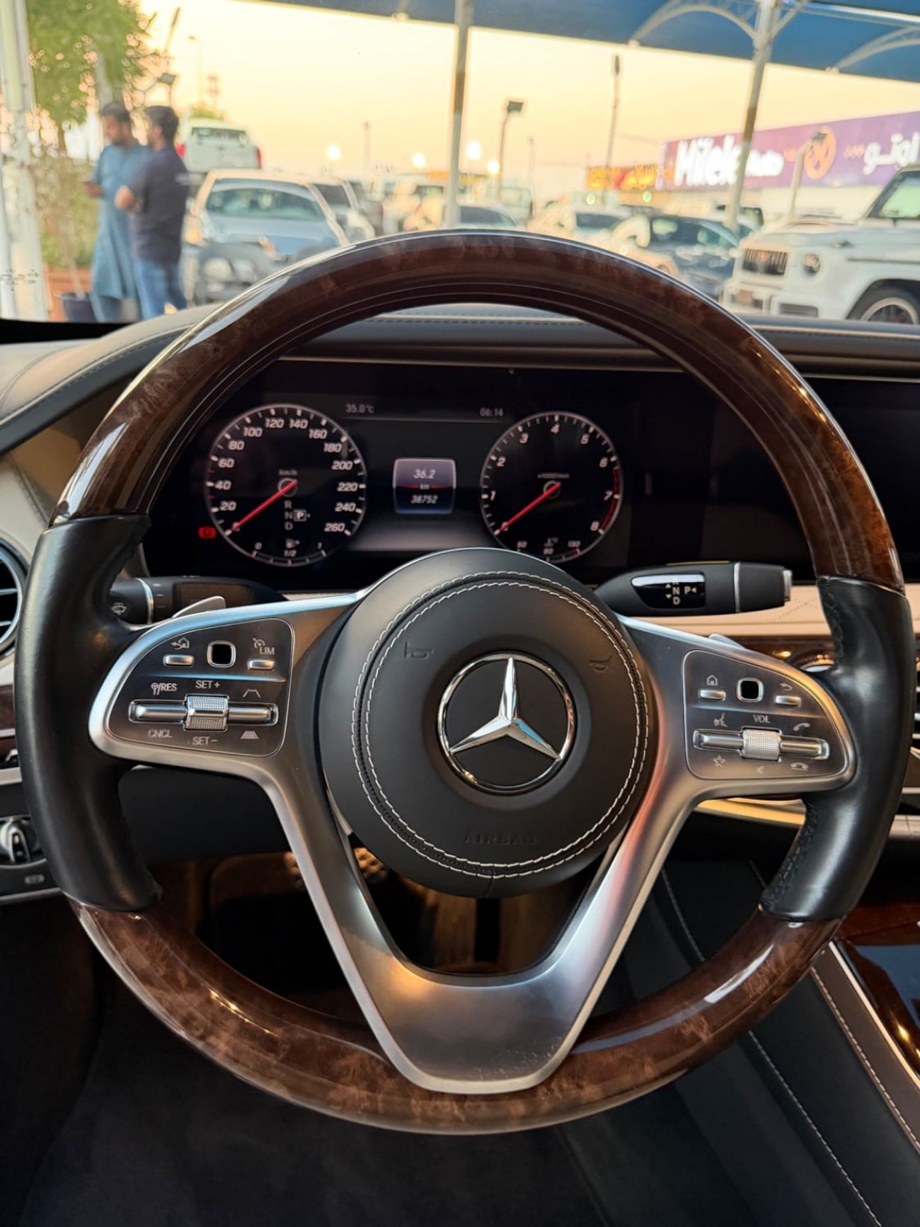 Mercedes Benz S600 LWB V12