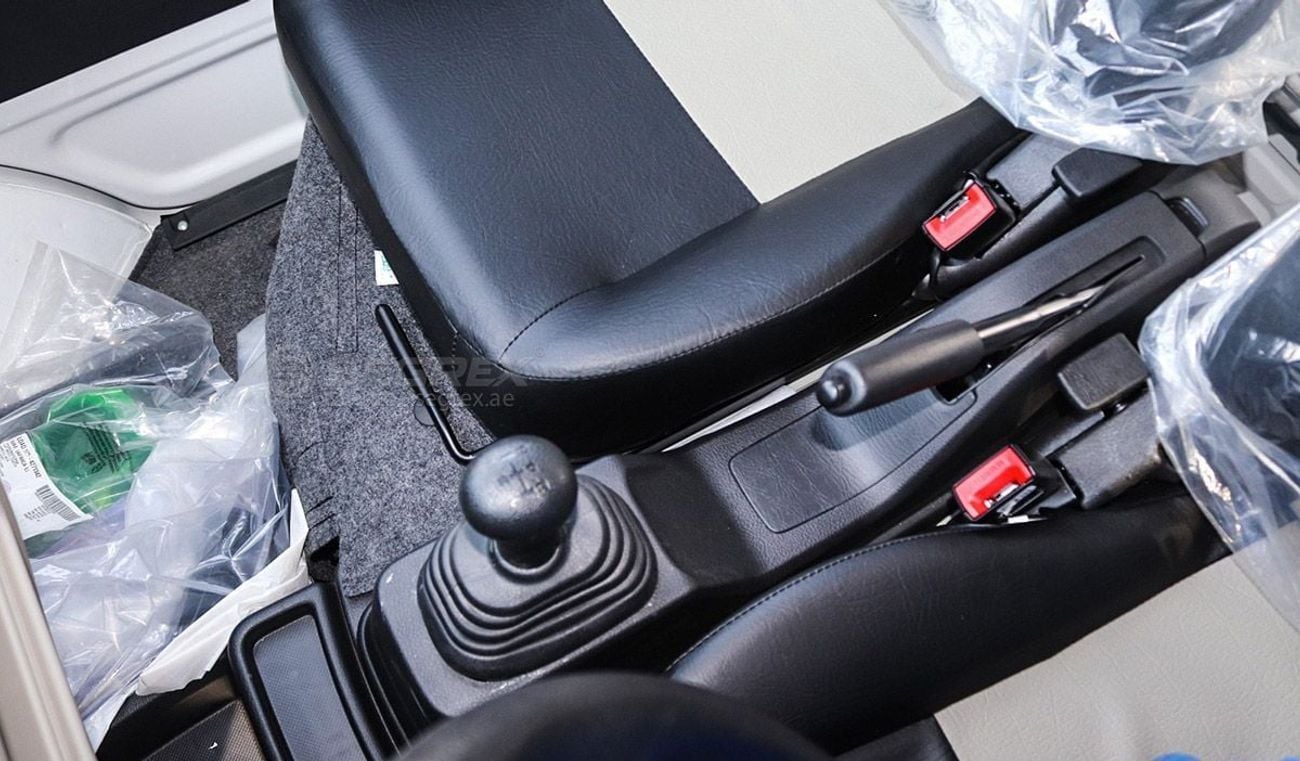 Suzuki EECO Cargo Van | 1.2L Petrol 5-Speed Manual | Brand New | 2027 Model | Ready for Export Worldwide