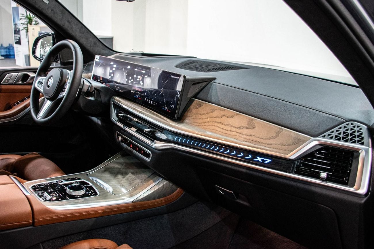 BMW X7 XDRIVE40i LUXURY M SPORT PACKAGE