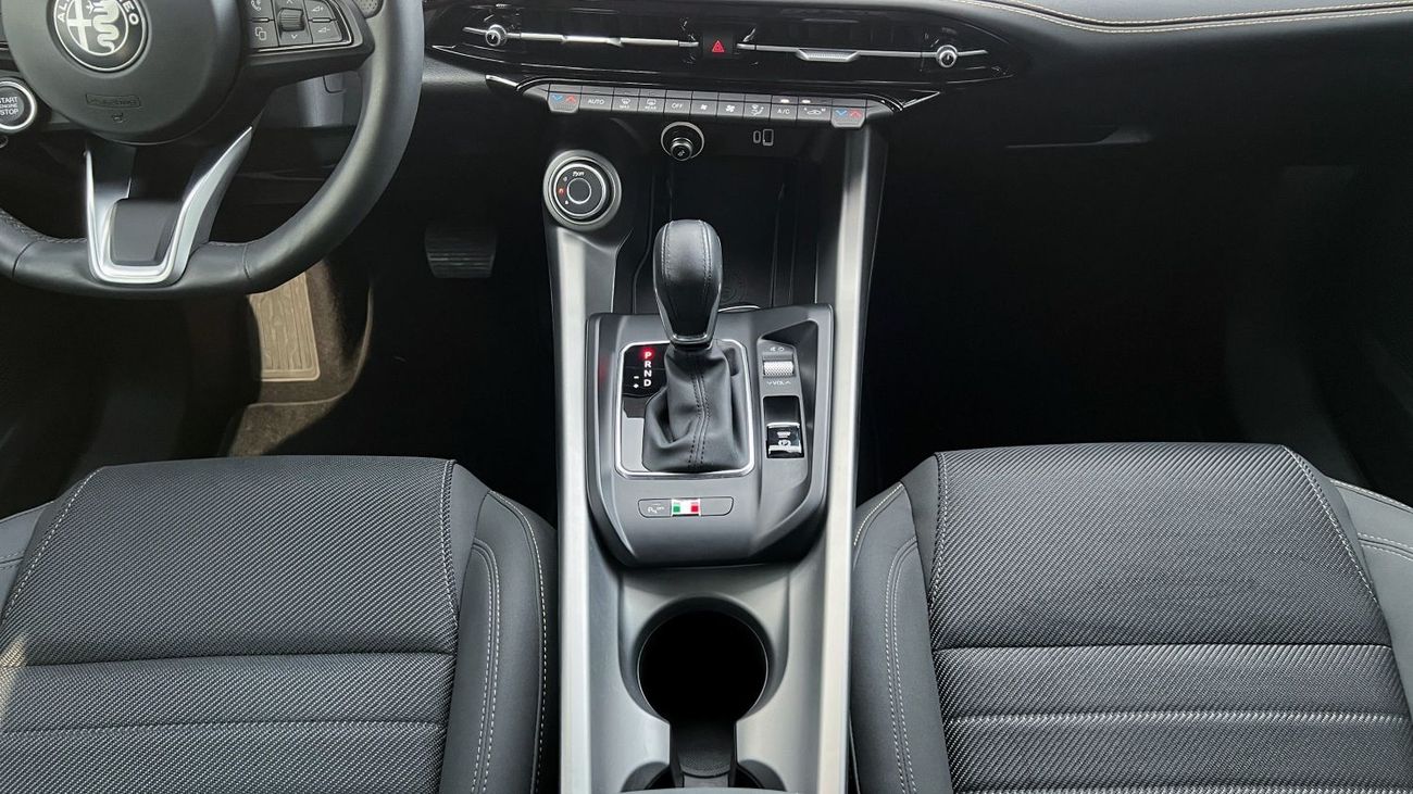 Alfa Romeo Tonale TI | 2024 | Special Offer | Gargash Warranty & Service | Free insurance | Finance from 0.99%