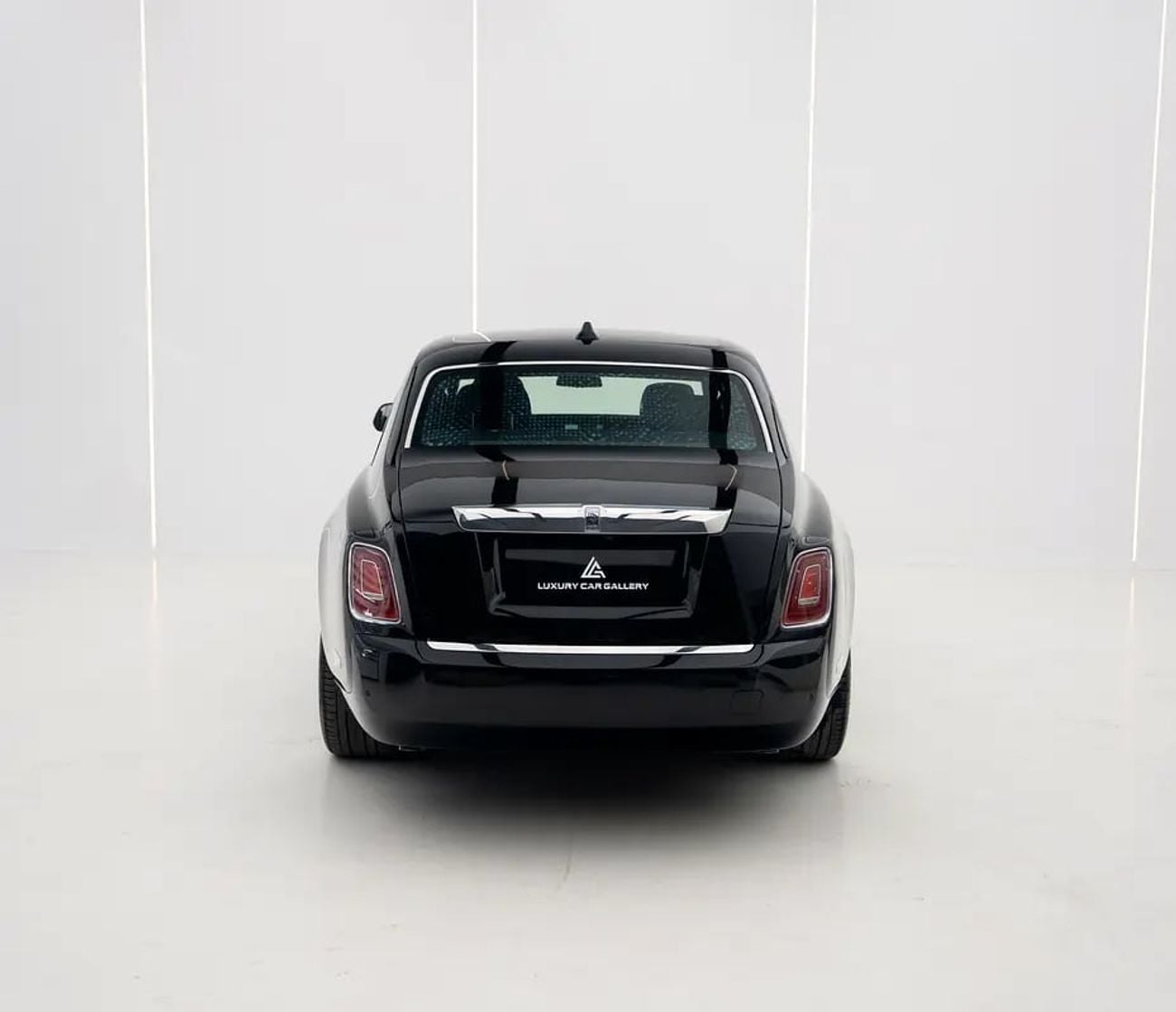 رولز رويس فانتوم ستاندارد BLACK DIAMOND METALLIC | STARLIGHT | REAR ENTERTAINMENT