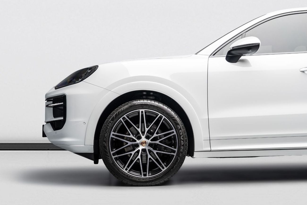 Porsche Cayenne STANDARD STD BUY NOW, PAY 2027 | THE BLACKLINE STANDARD | August 2027 Porsche Warranty, GCC, Low KM's
