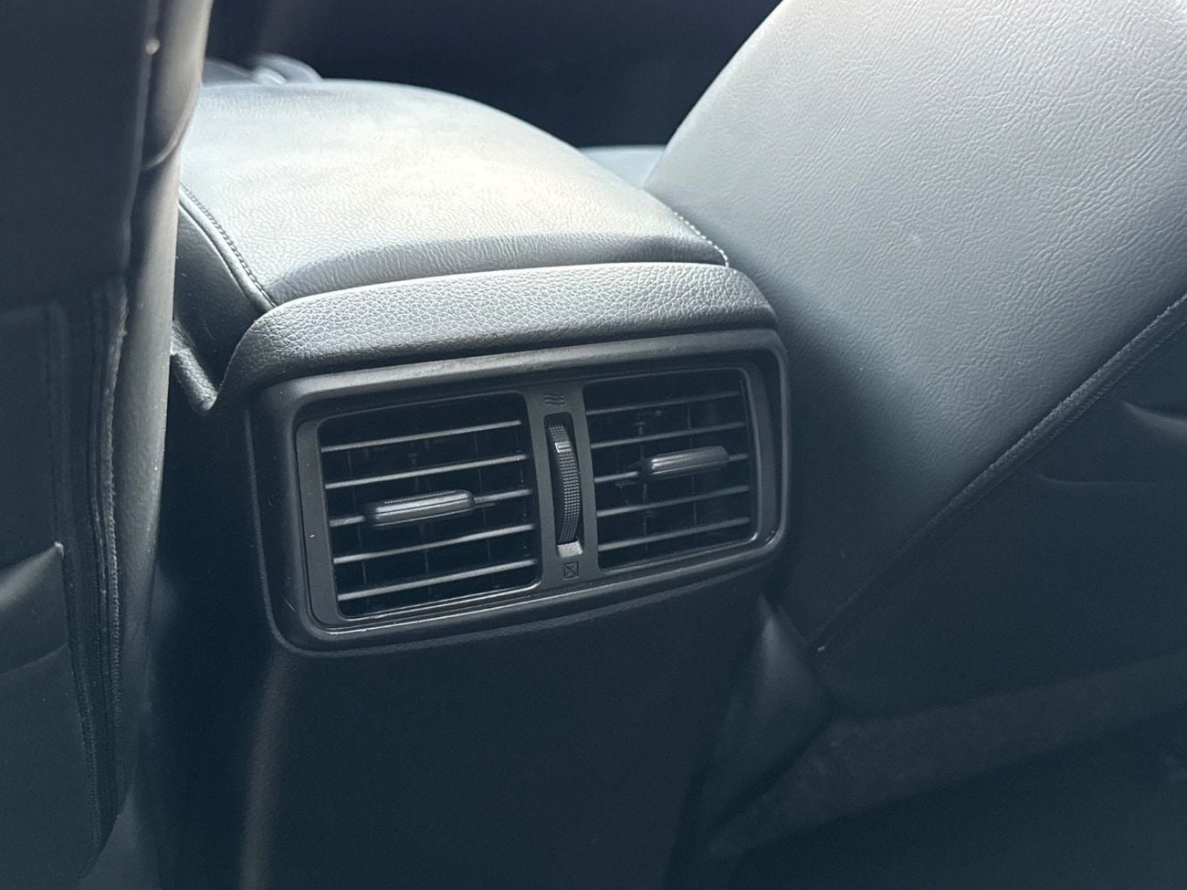 Nissan Rogue SL / V4 2.5L / PANORAMIC SUNROOF / AWD / 360 CAMERA / REAR AC